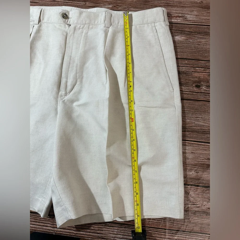 Tehama Men’s 40 Pleated Front Linen Blend Beige Golf Shorts